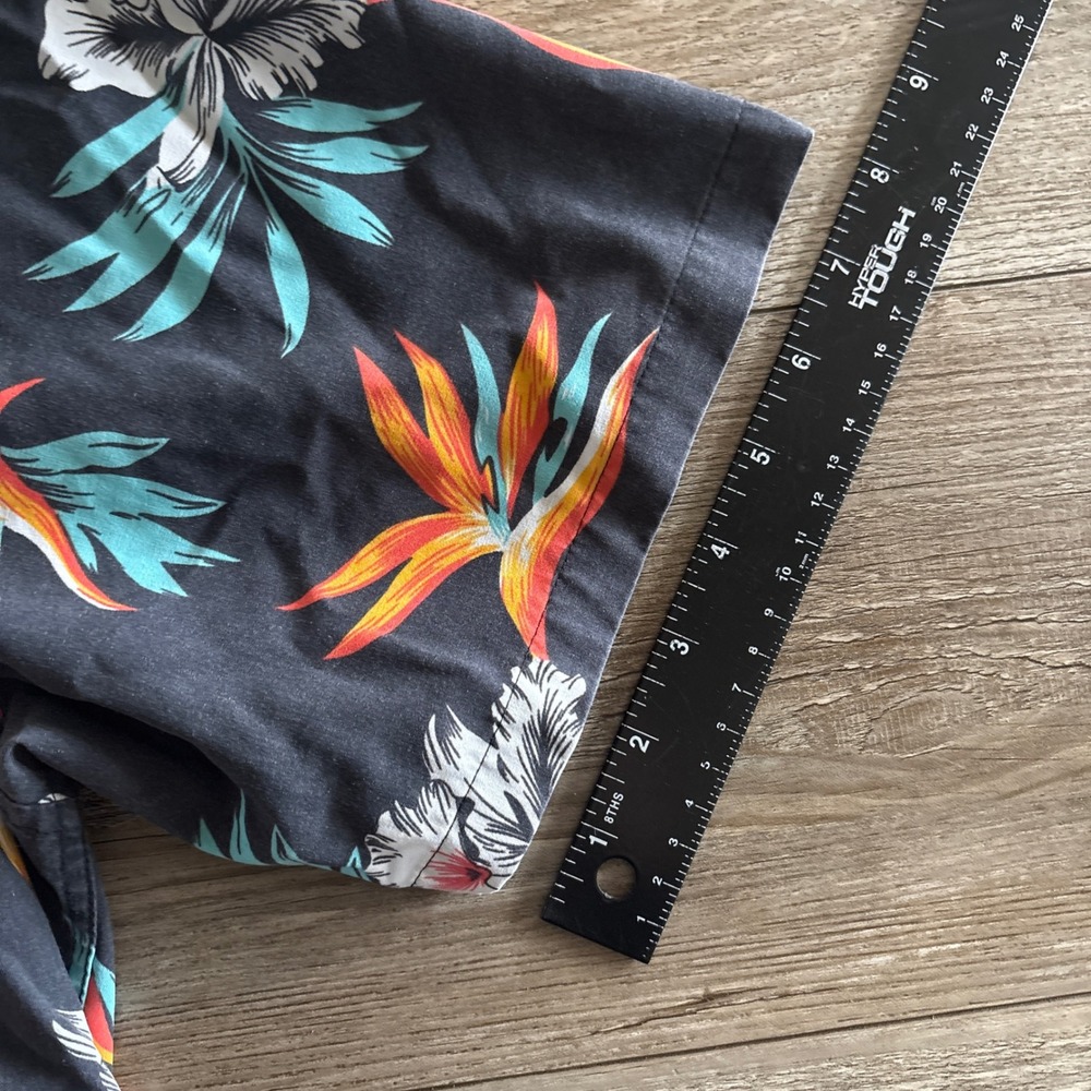 Jack O'Neill Button Down Mens 1XL Shirt Black Tropical Floral Bird of Paradise - Picture 7 of 7